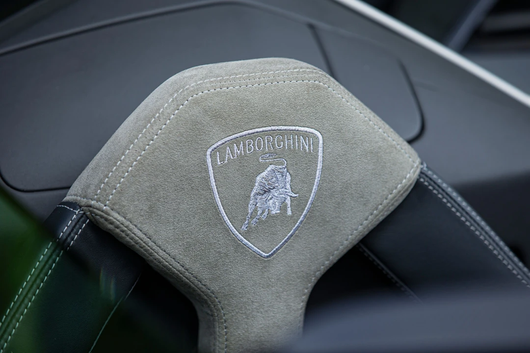 2010 Lamborghini Reventon - Image 20 of 31