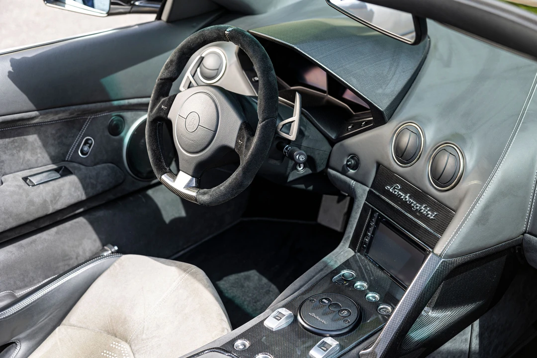 2010 Lamborghini Reventon - Image 16 of 31