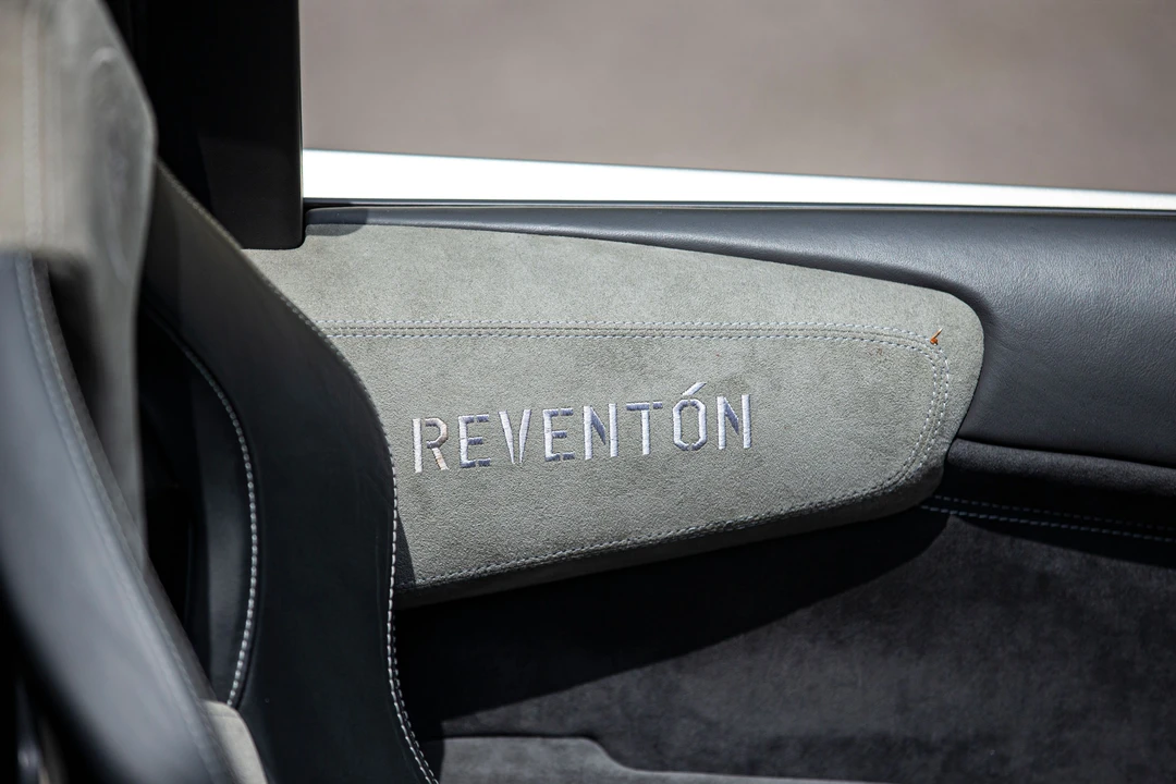 2010 Lamborghini Reventon - Image 24 of 31