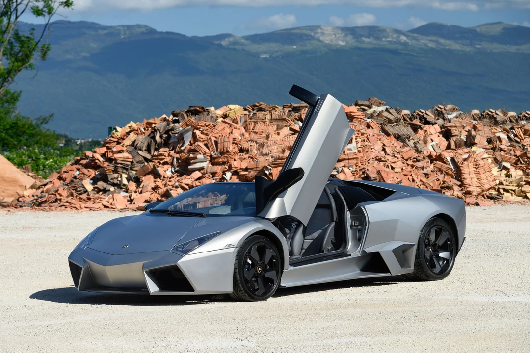 2010 Lamborghini Reventon - Image 14 of 31