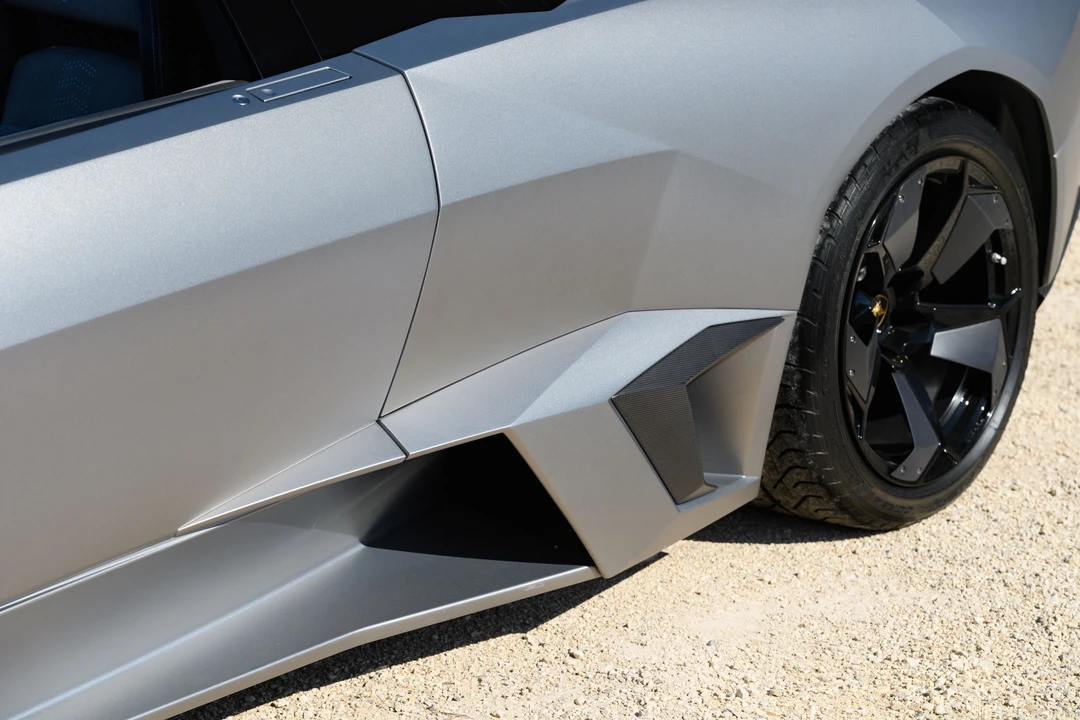 2010 Lamborghini Reventon - Image 30 of 31