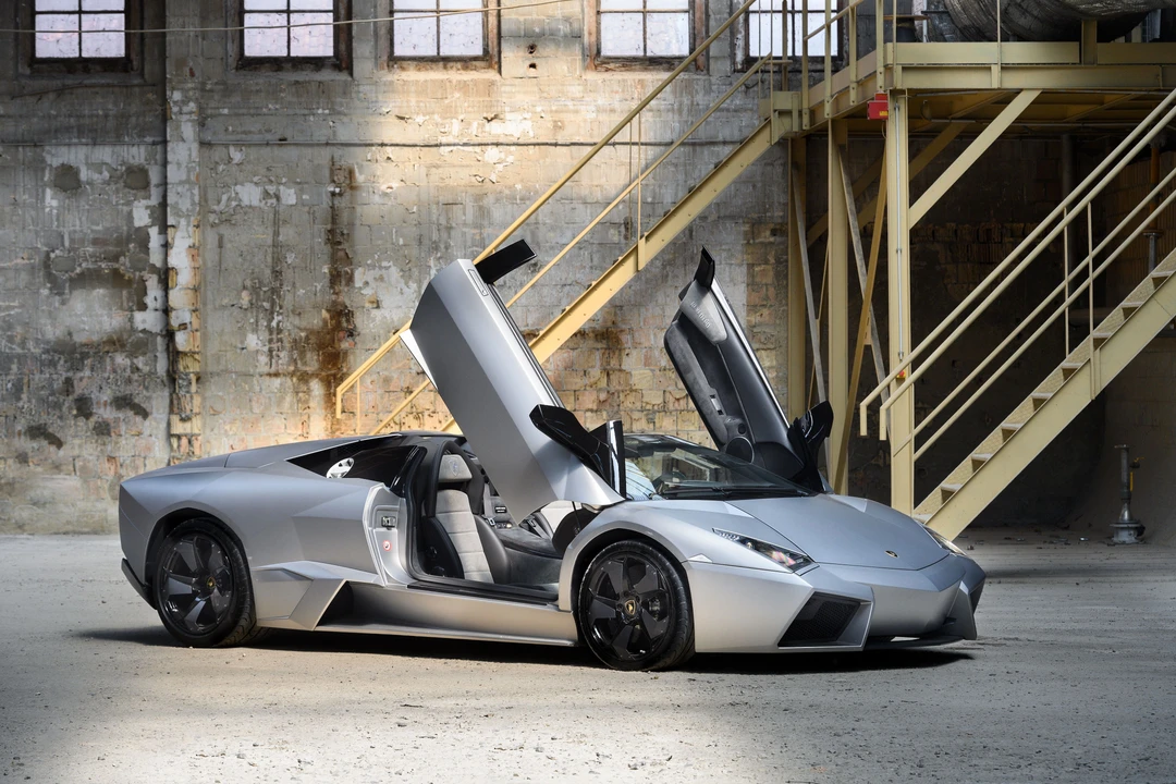 2010 Lamborghini Reventon - Image 11 of 31