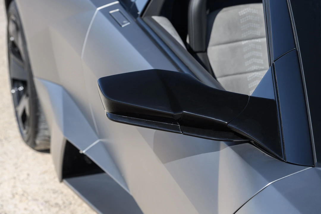 2010 Lamborghini Reventon - Image 29 of 31