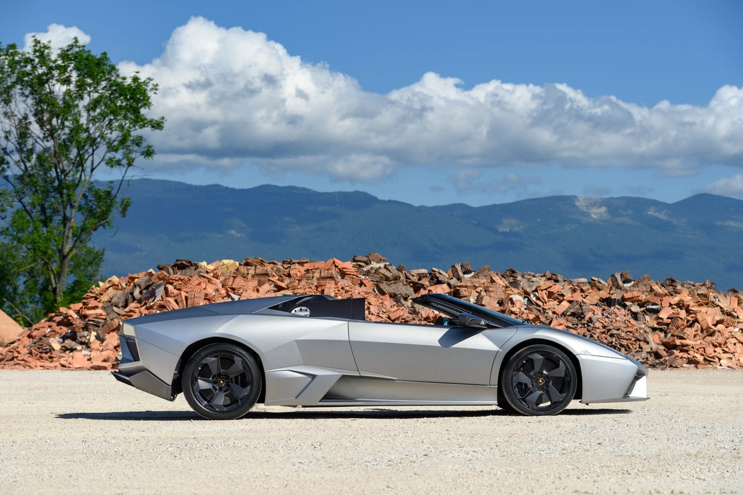 2010 Lamborghini Reventon - Image 21 of 31