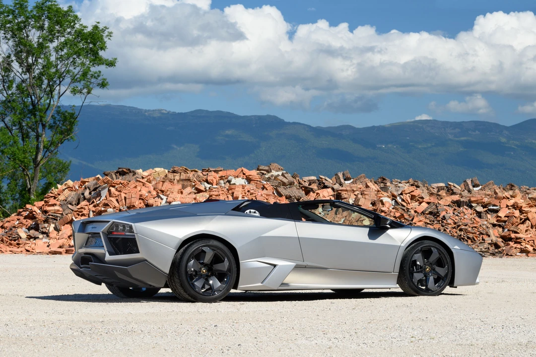 2010 Lamborghini Reventon - Image 24 of 31