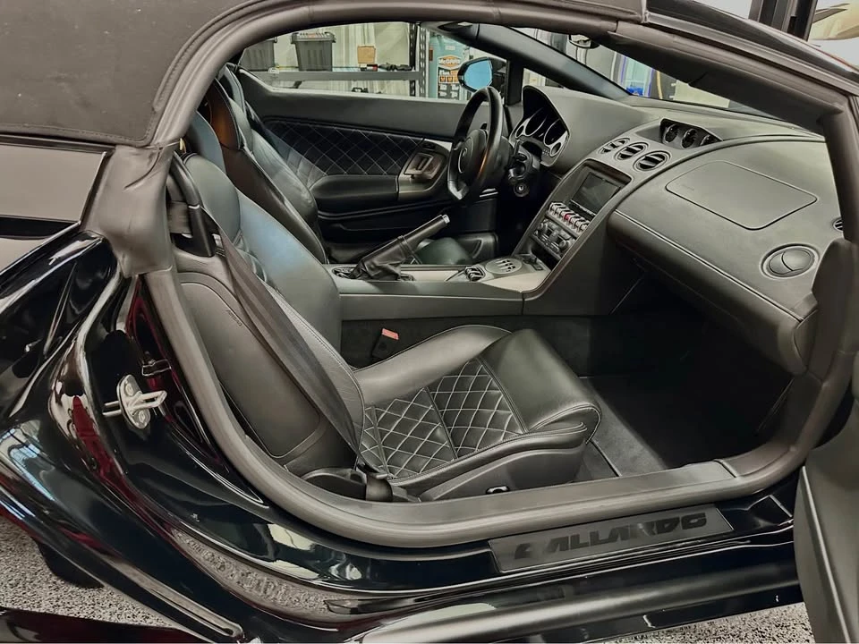 2010 Lamborghini Gallardo - Image 15 of 20