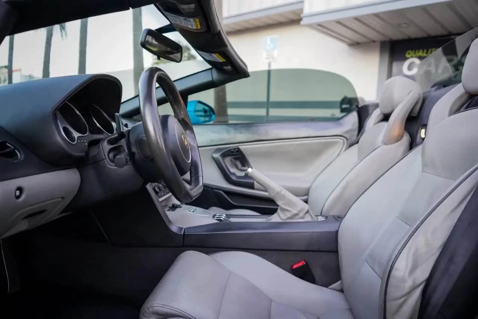 2010 Lamborghini Gallardo LP560-4 - Image 11 of 15