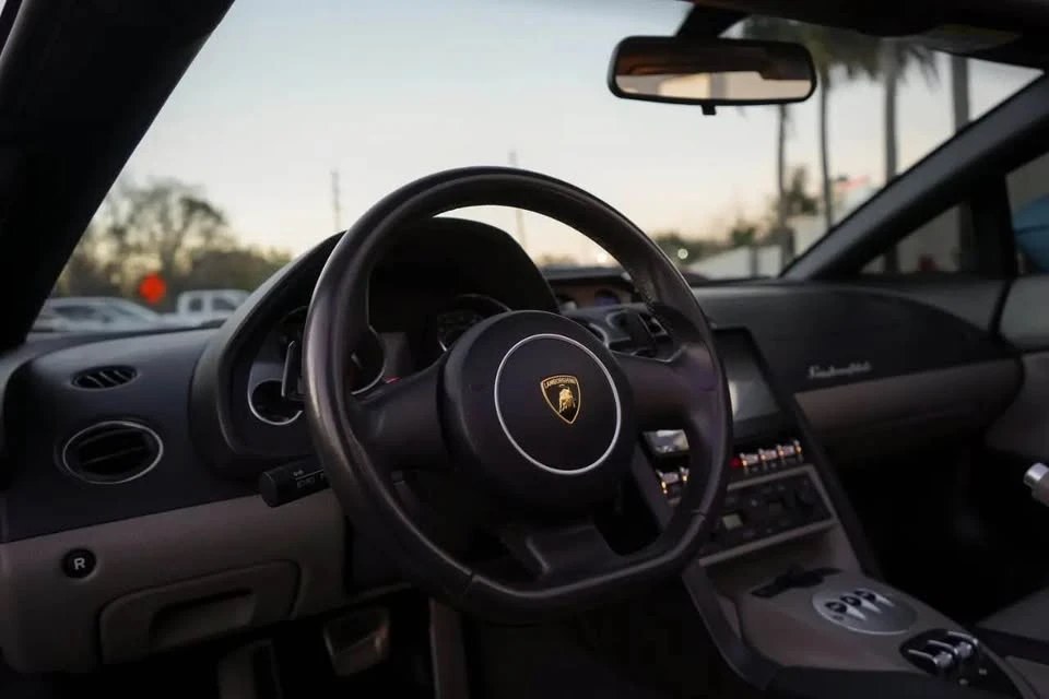 2010 Lamborghini Gallardo LP560-4 - Image 12 of 15