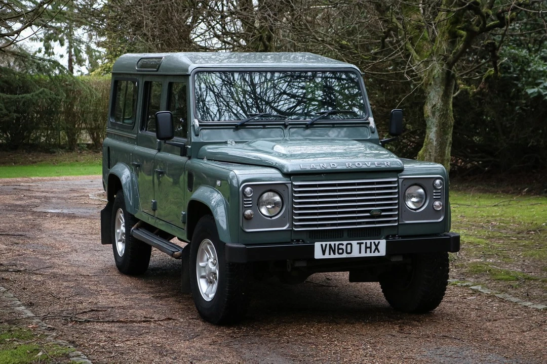 2010 Land Rover Defender 110 - Image 2 of 30
