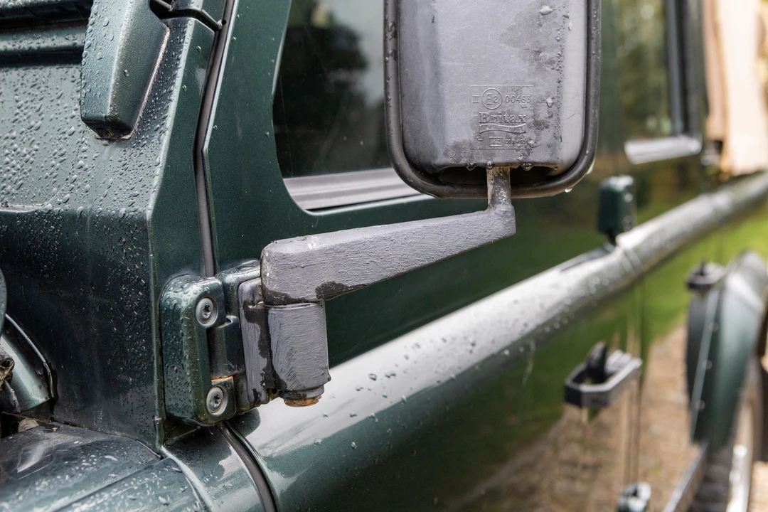 2010 Land Rover Defender 110 - Image 31 of 31