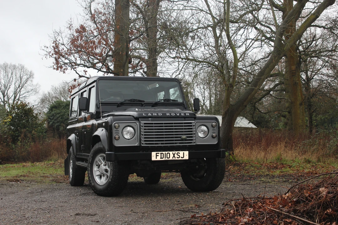 2010 Land Rover Defender 110 - Image 2 of 30