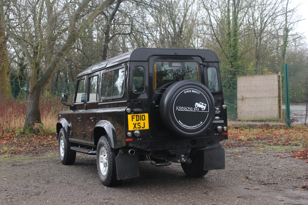 2010 Land Rover Defender 110 - Image 27 of 30