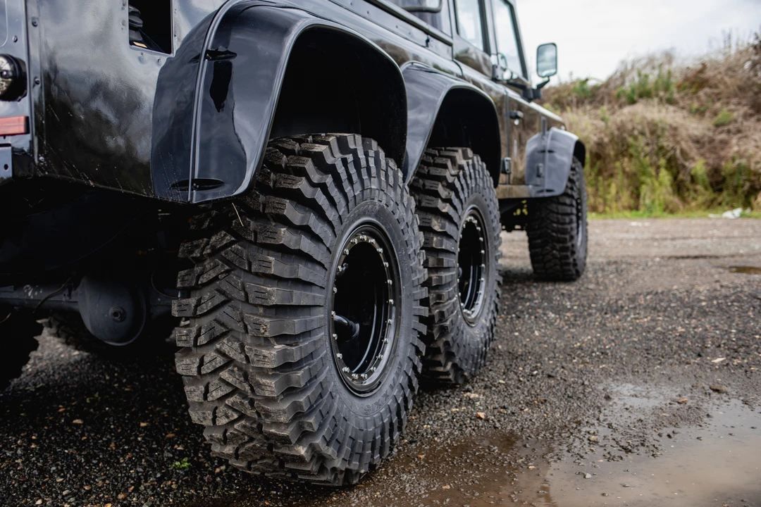 2010 Land Rover Defender 110 - Image 31 of 31