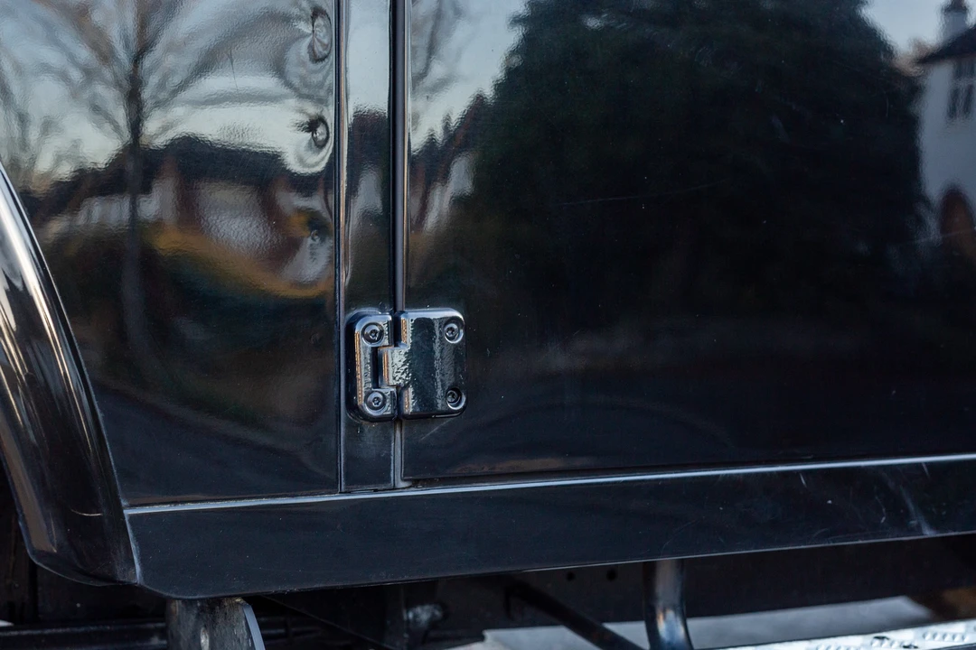 2010 Land Rover Defender 110 - Image 13 of 31