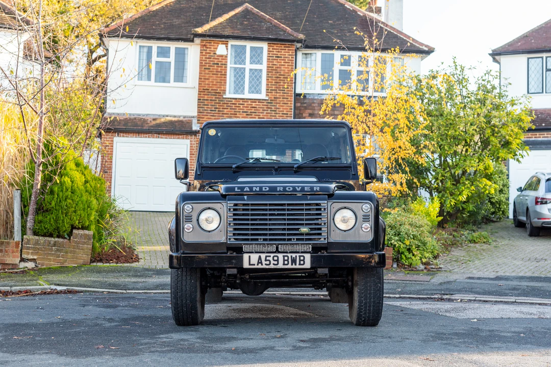 2010 Land Rover Defender 110 - Image 2 of 31