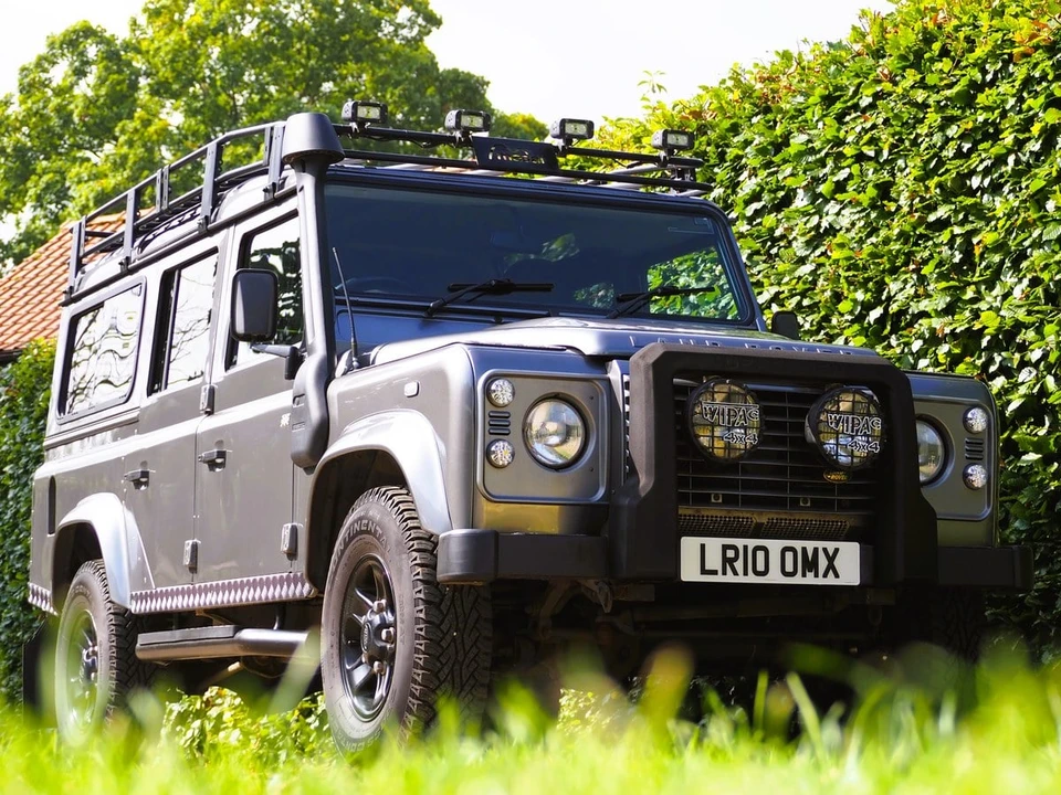 2010 Land Rover Defender 110 - Image 2 of 30