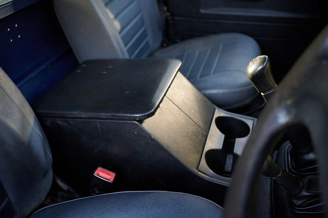 2010 Land Rover Defender 90 - Image 30 of 30