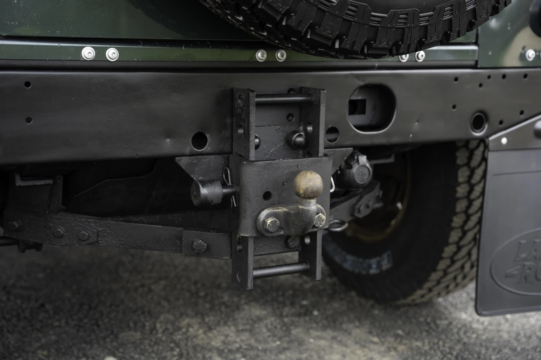 2010 Land Rover Defender 90 - Image 26 of 31