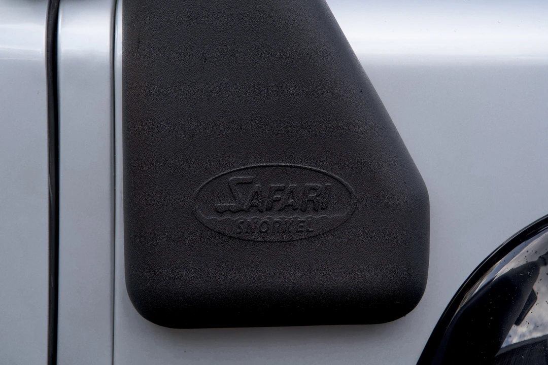 2010 Land Rover Defender 90 - Image 28 of 31