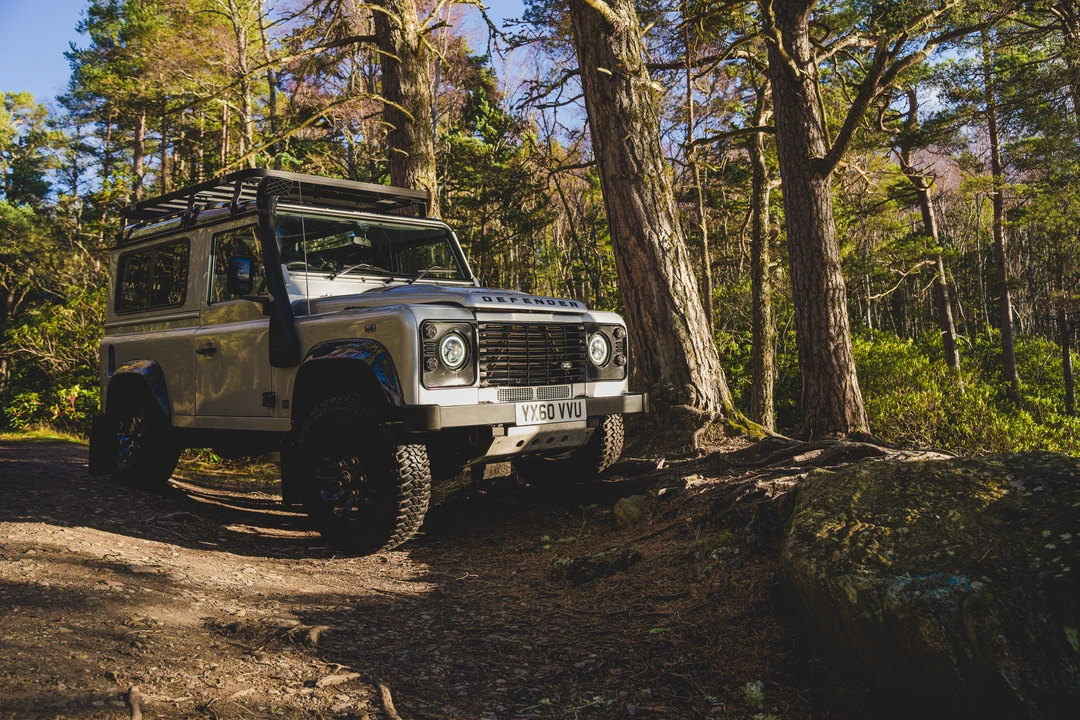 2010 Land Rover Defender 90 - Image 20 of 31