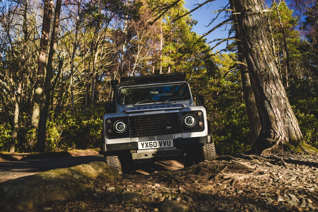 2010 Land Rover Defender 90 - Image 22 of 31