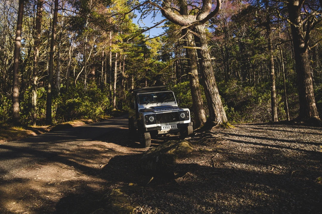 2010 Land Rover Defender 90 - Image 24 of 31
