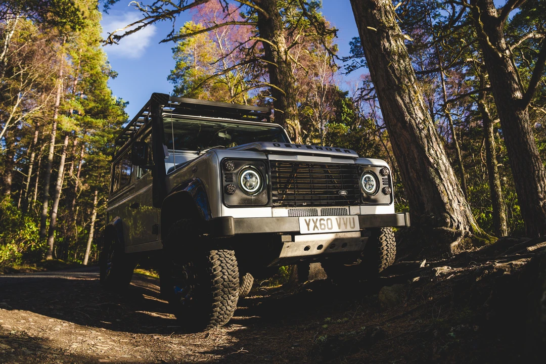 2010 Land Rover Defender 90 - Image 26 of 31