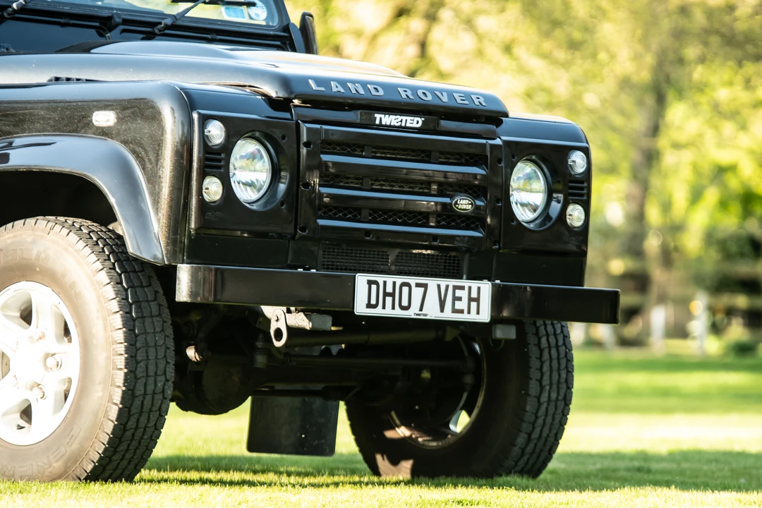 2010 Land Rover Defender 90 - Image 30 of 31