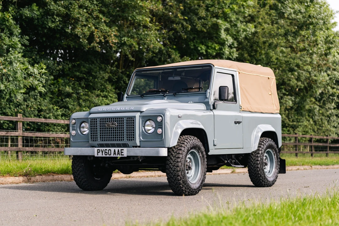 2010 Land Rover Defender 90 - Image 28 of 31