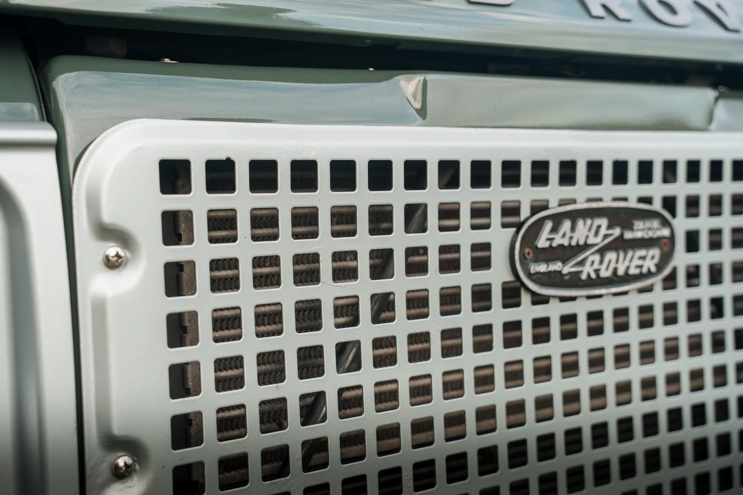 2010 Land Rover Defender 90 - Image 21 of 31