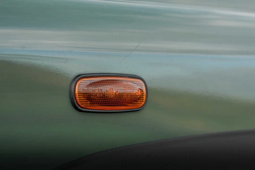 2010 Land Rover Defender 90 - Image 24 of 31