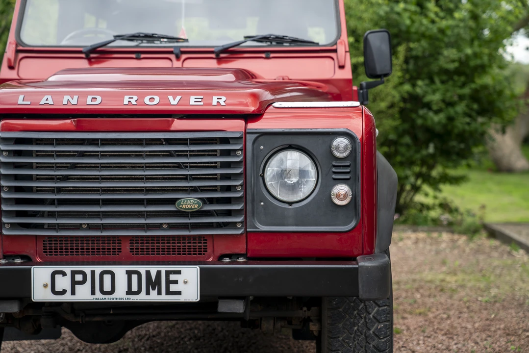 2010 Land Rover Defender 90 - Image 22 of 31