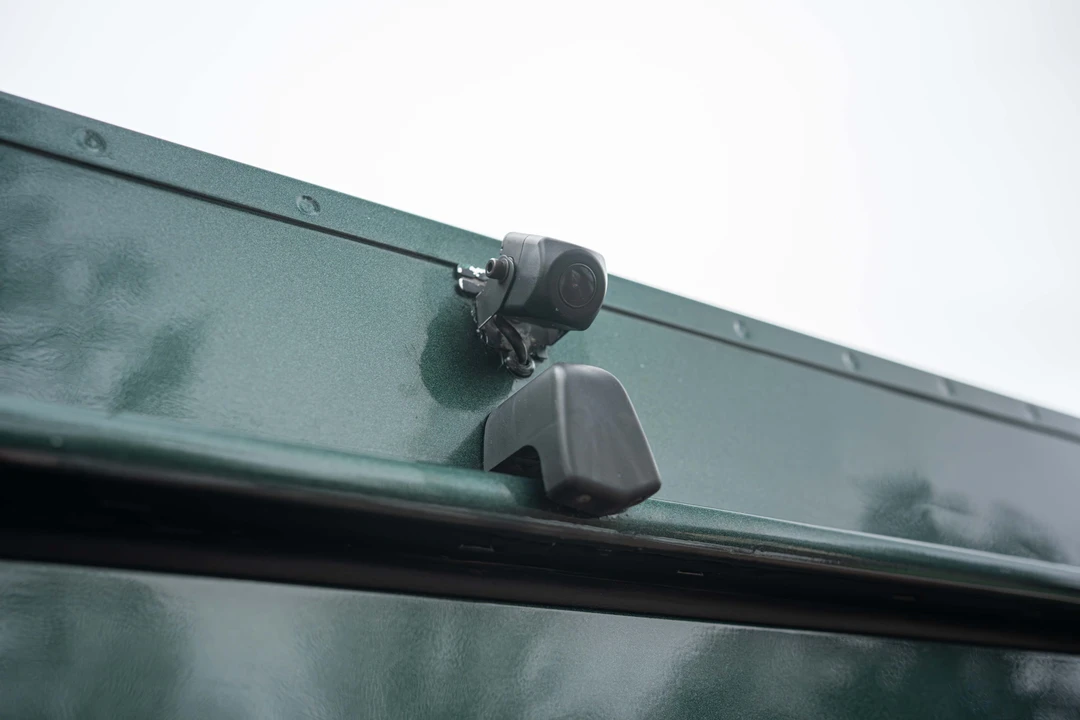 2010 Land Rover Defender 90 - Image 16 of 31