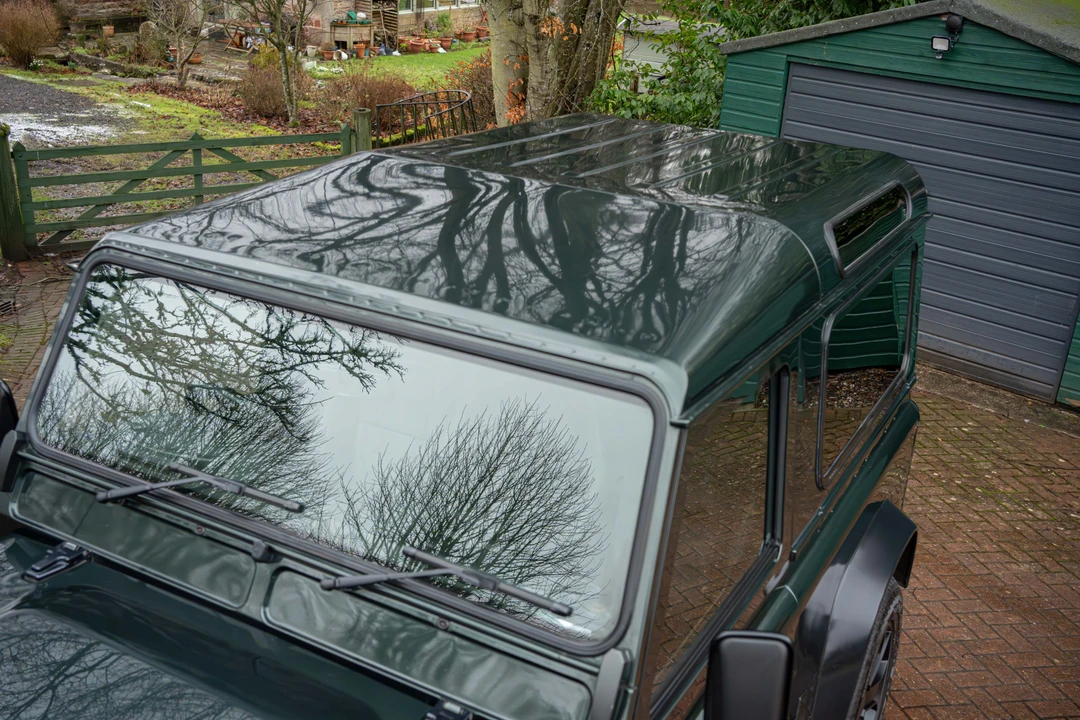 2010 Land Rover Defender 90 - Image 25 of 31