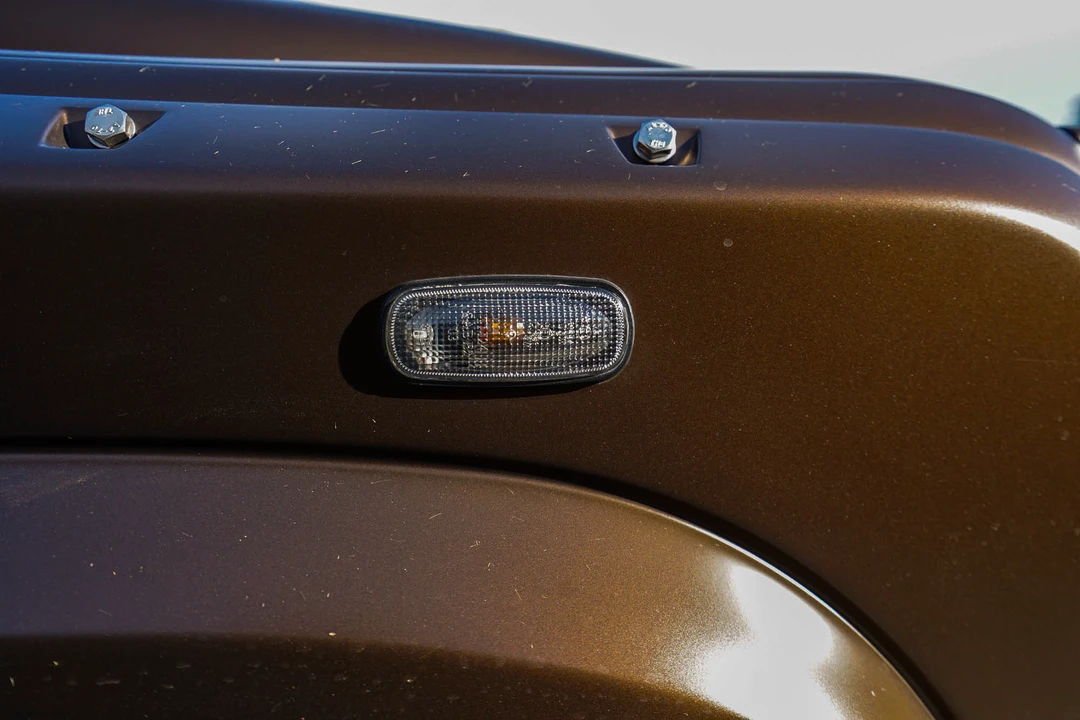 2010 Land Rover Defender 90 - Image 11 of 31