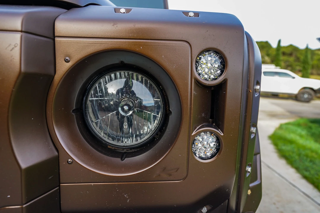 2010 Land Rover Defender 90 - Image 30 of 31