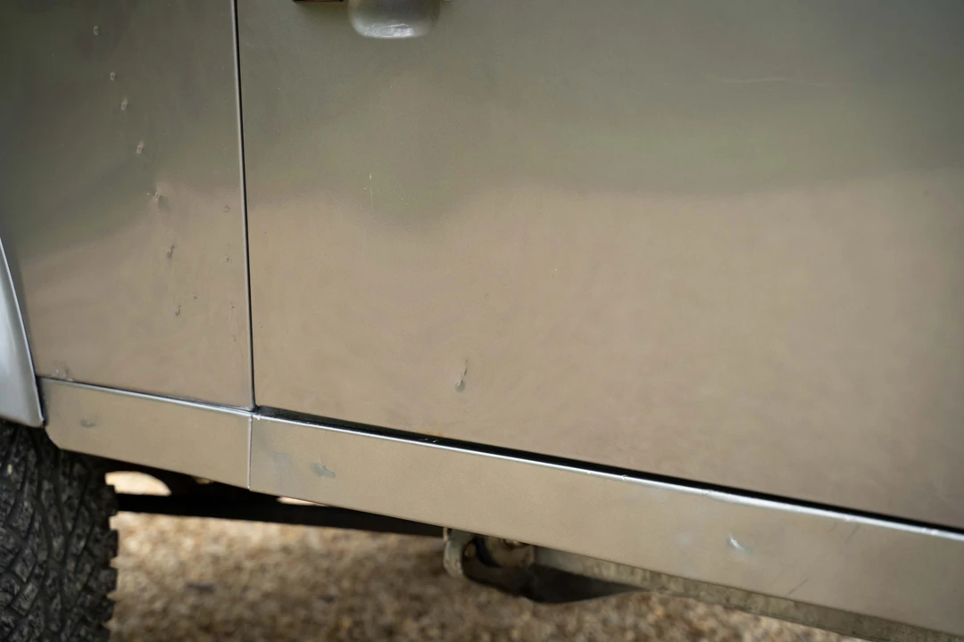 2010 Land Rover Defender 90 - Image 27 of 31
