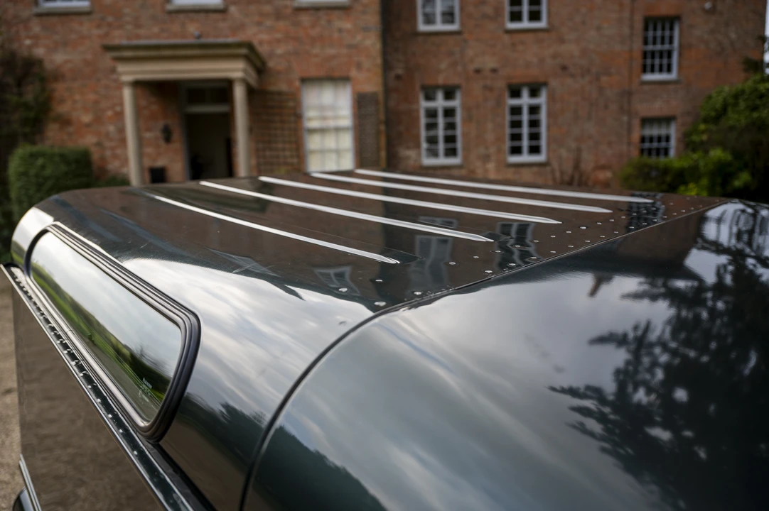2010 Land Rover Defender 90 - Image 30 of 31