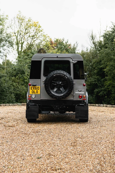 2010 Land Rover Defender 90 - Image 20 of 31