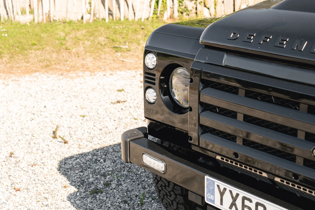 2010 Land Rover Defender 90 - Image 20 of 31