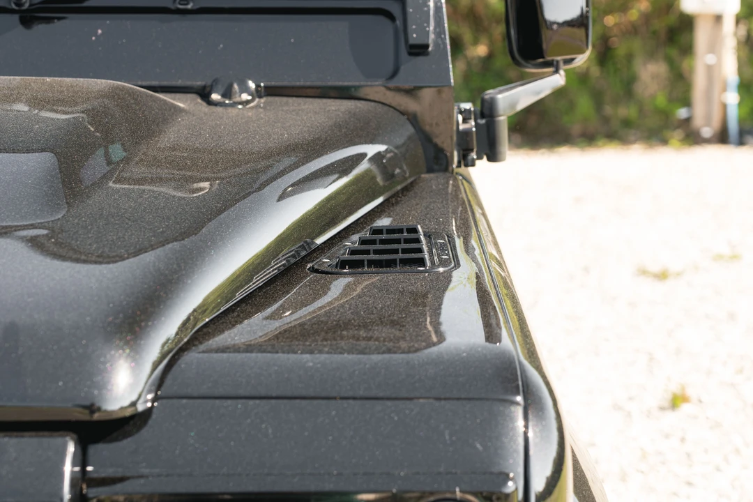2010 Land Rover Defender 90 - Image 21 of 31