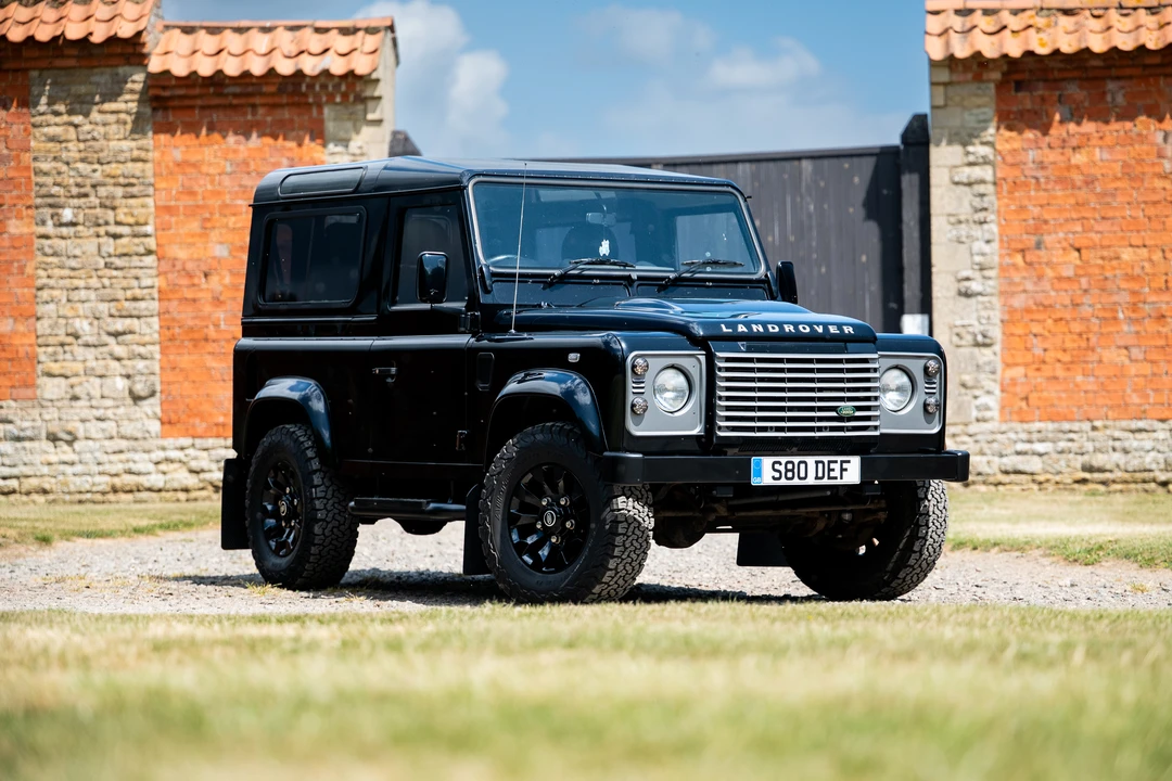 2010 Land Rover Defender 90 - Image 20 of 31