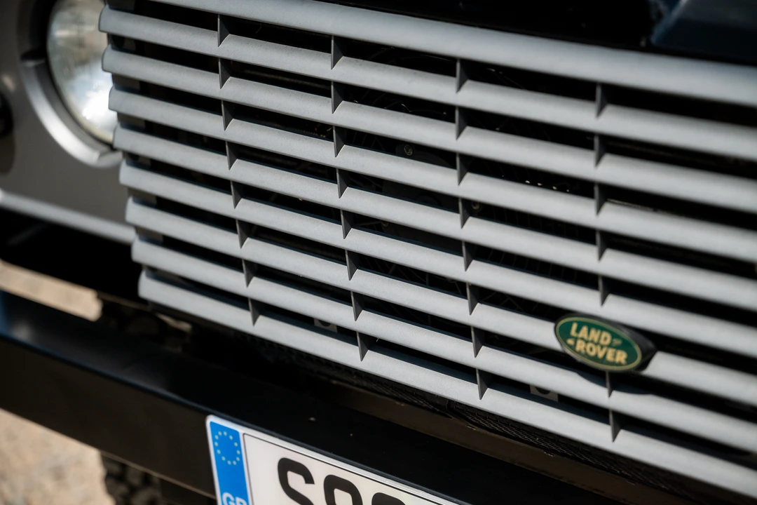2010 Land Rover Defender 90 - Image 29 of 31