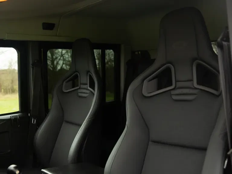 2010 Land Rover Defender 90 - Image 21 of 31