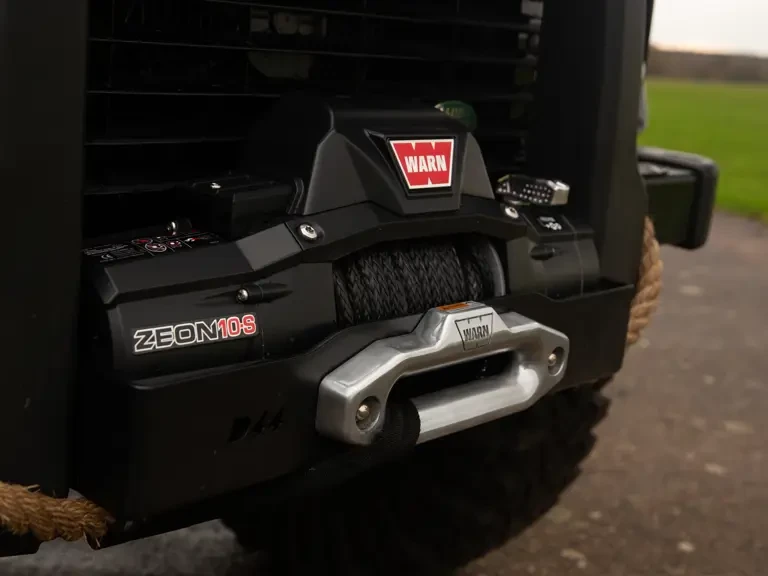 2010 Land Rover Defender 90 - Image 30 of 31