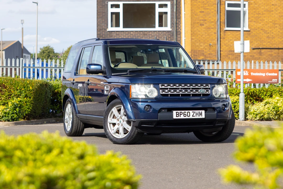 2010 Land Rover Discovery 4th Gen - Image 9 of 31