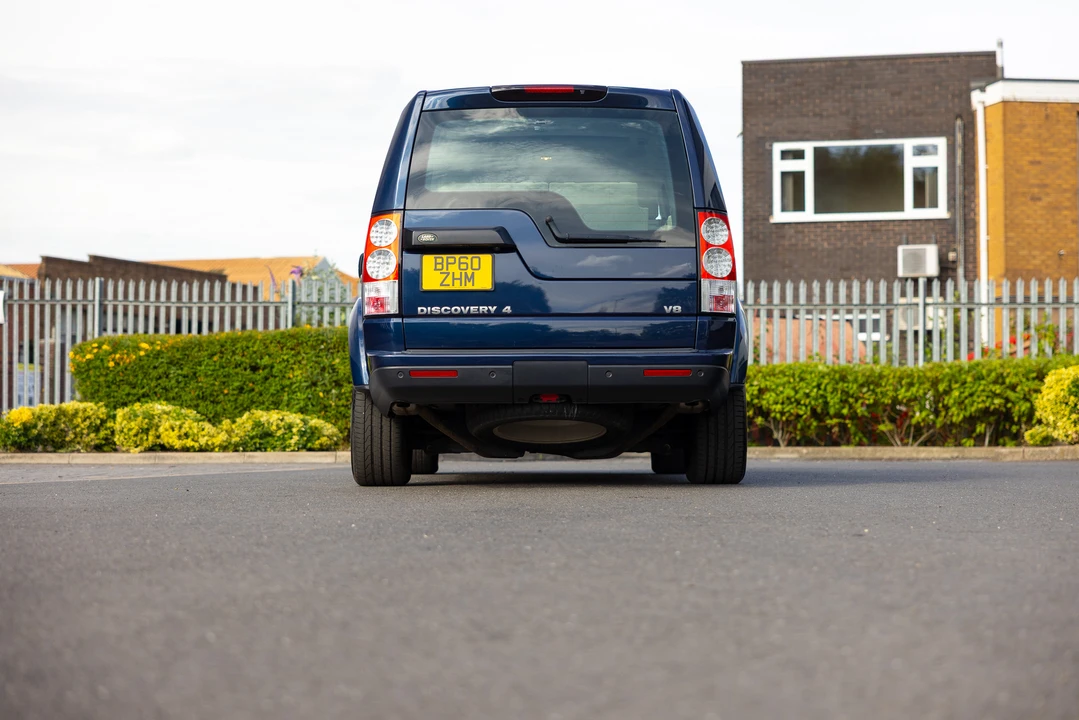 2010 Land Rover Discovery 4th Gen - Image 14 of 31