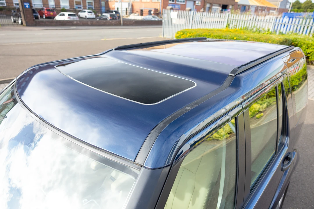 2010 Land Rover Discovery 4th Gen - Image 31 of 31