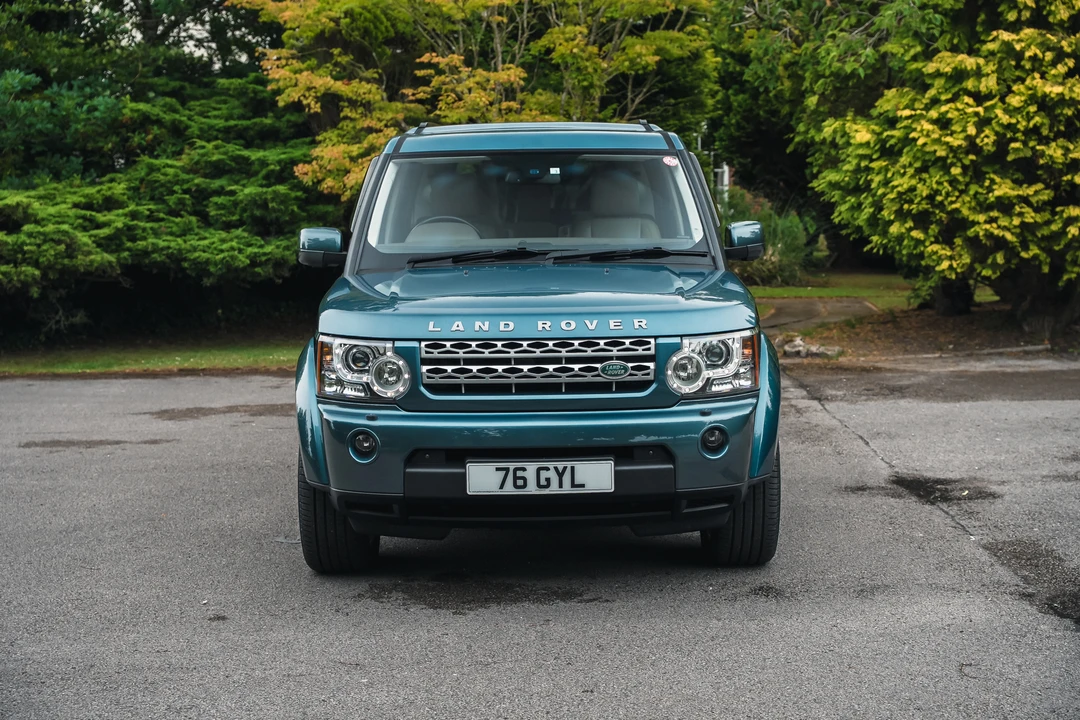 2010 Land Rover Discovery 4th Gen - Image 10 of 31