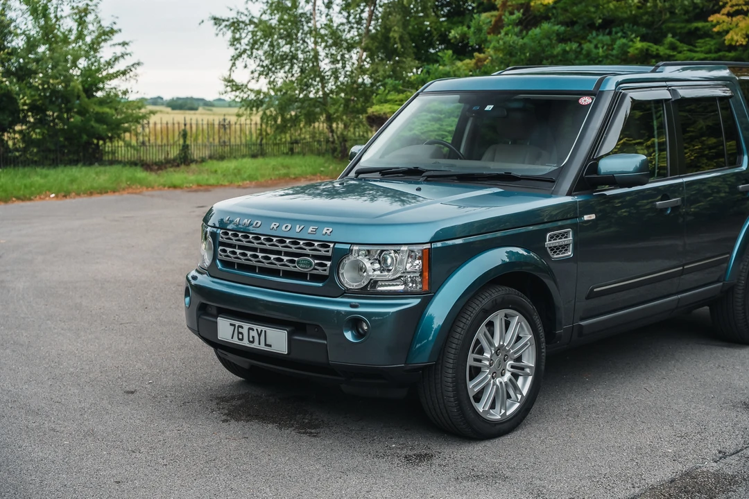2010 Land Rover Discovery 4th Gen - Image 19 of 31